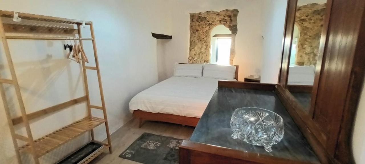 Casa Angolo Cantina Nel Castello Montegiovi Bagian luar foto