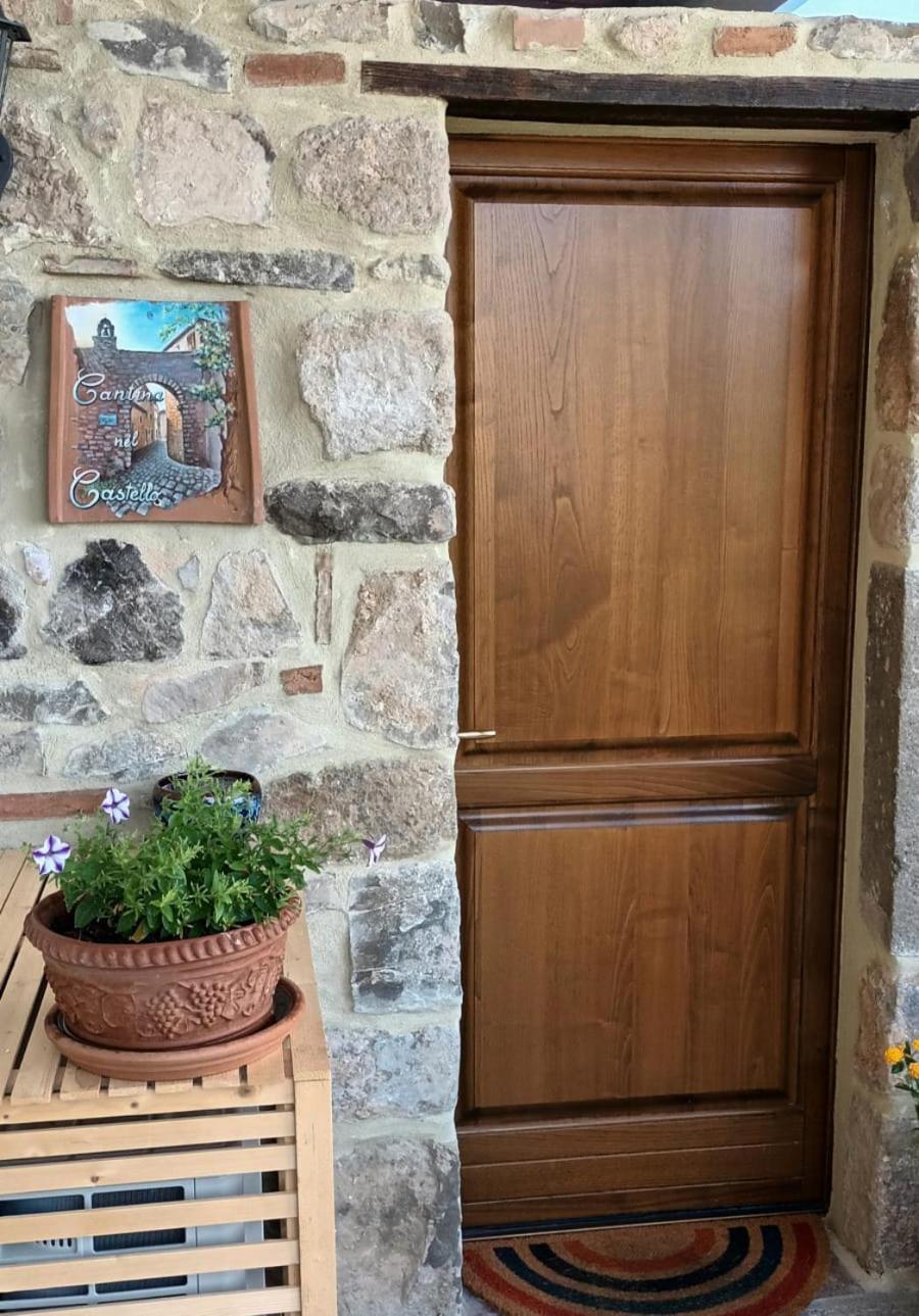 Casa Angolo Cantina Nel Castello Montegiovi Bagian luar foto